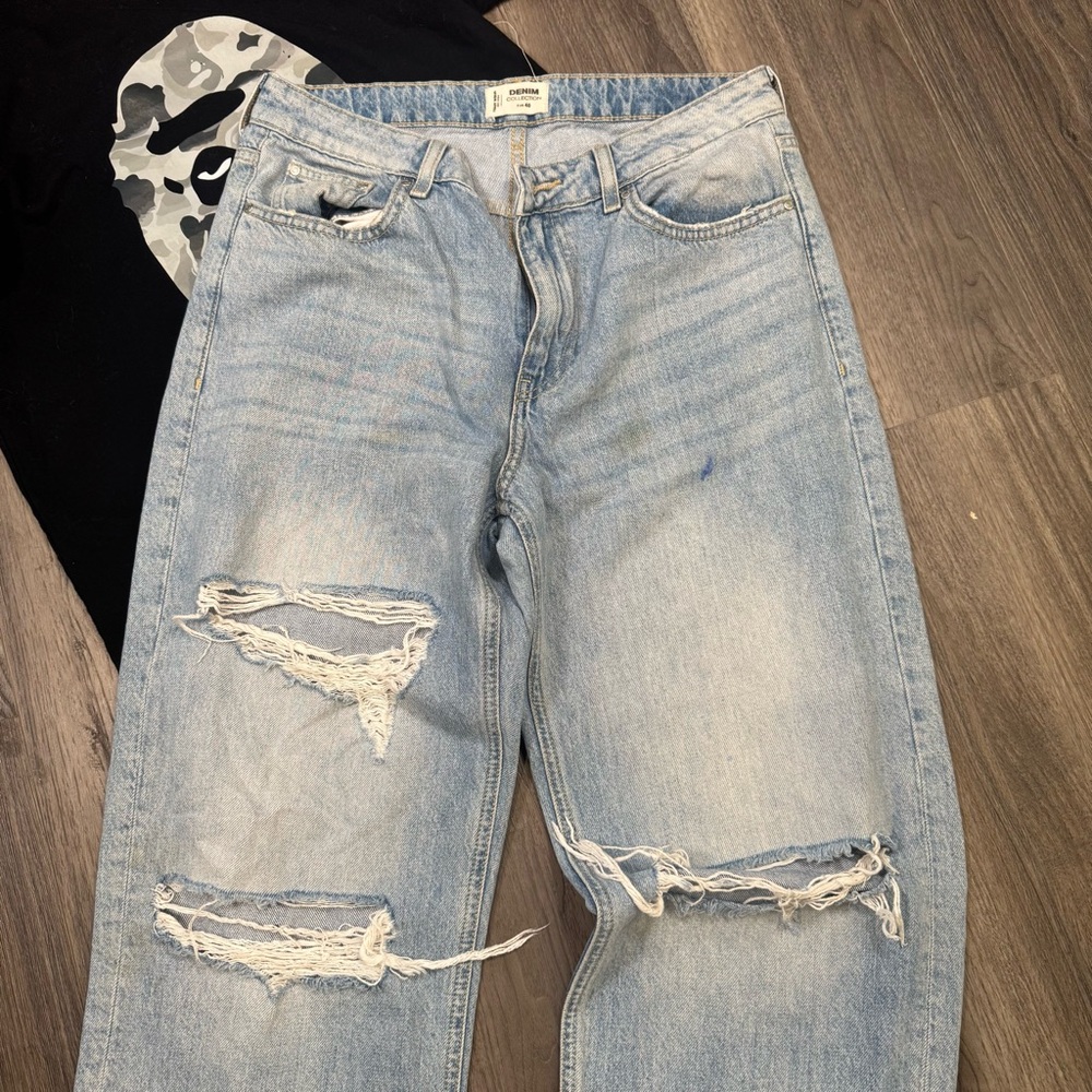 Denim&Co Blue Boyfriend Jeans with Distressed Details